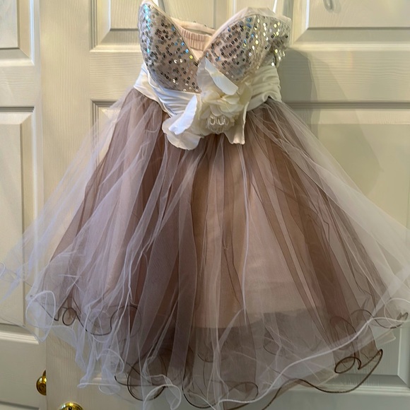 Light in the Box formal size 0. EUC fully lined built in bra and boning. - Picture 2 of 6